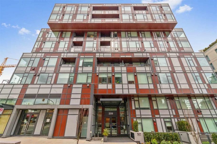 415 209 E 7 Avenue Vancouver, BC - 1