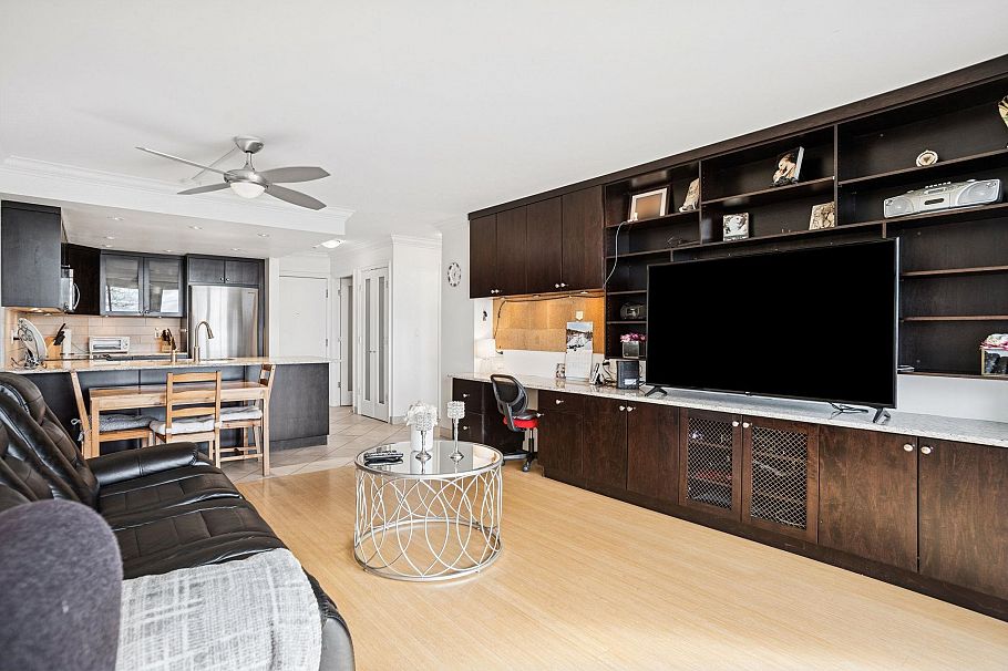 106 3740 Albert Street Burnaby, BC - 1