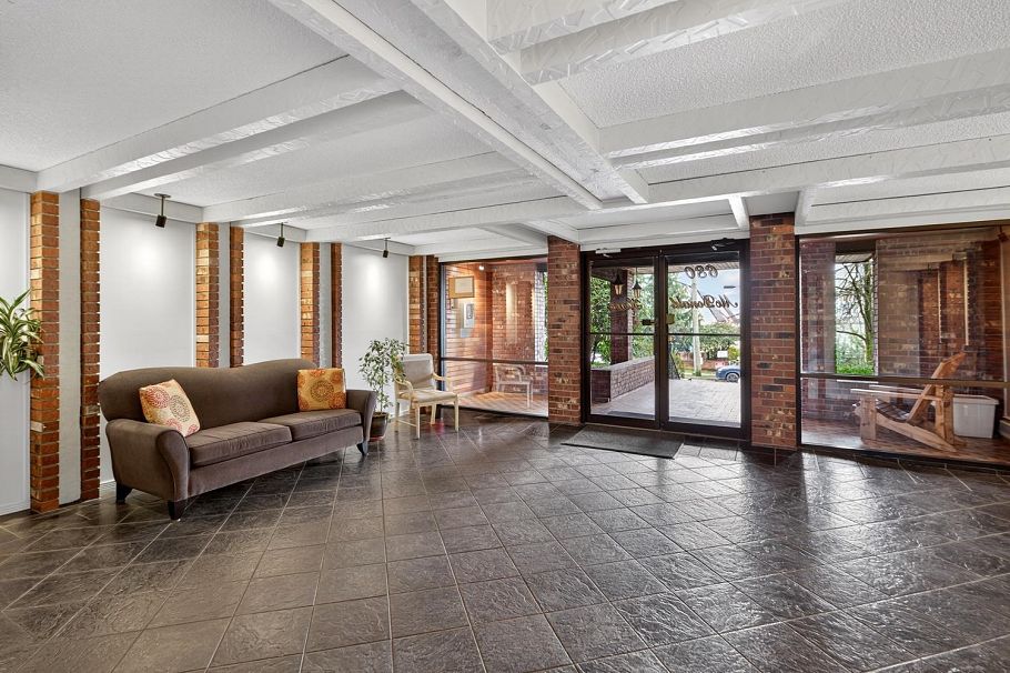 326 680 E 5th Avenue Vancouver, BC - 5