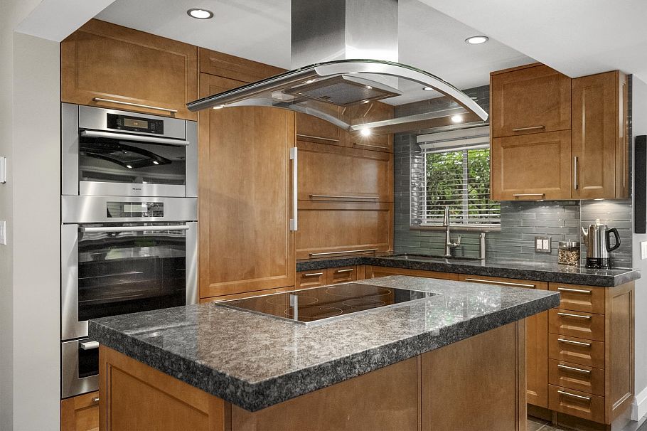 103 828 Gilford Street Vancouver, BC - 12