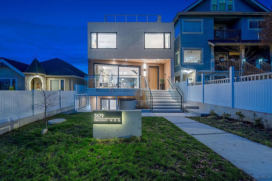 3679 Pandora Street Vancouver, BC - 1