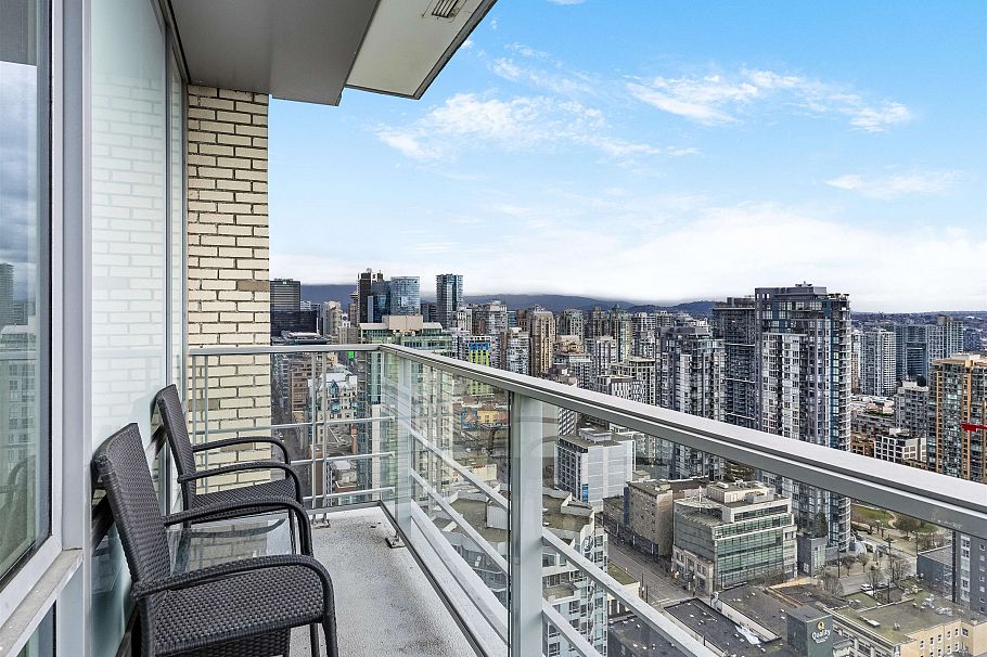 3305 1283 Howe Street Vancouver, BC - 18