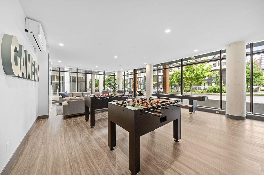 1405 3581 E Kent Avenue North Vancouver, BC - 29