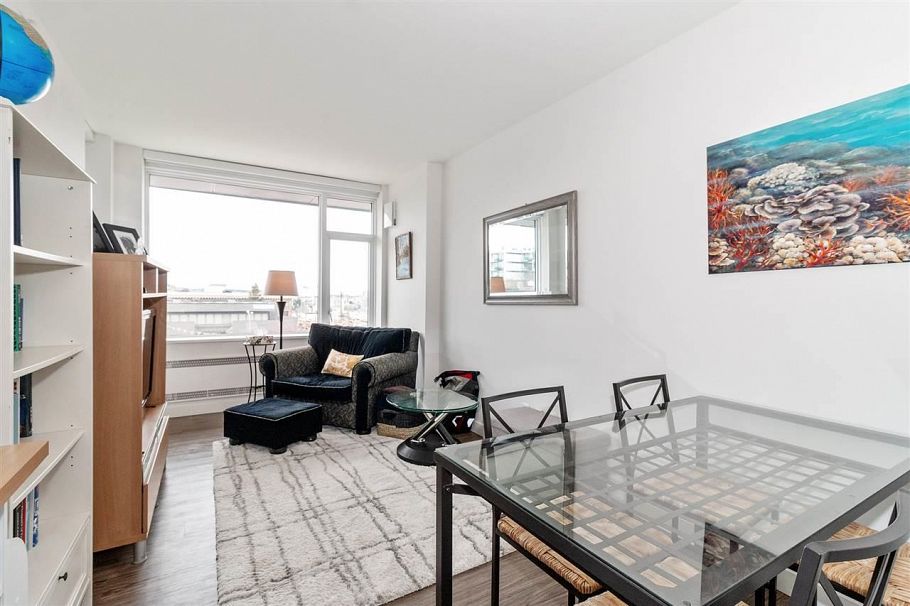 415 209 E 7 Avenue Vancouver, BC - 4