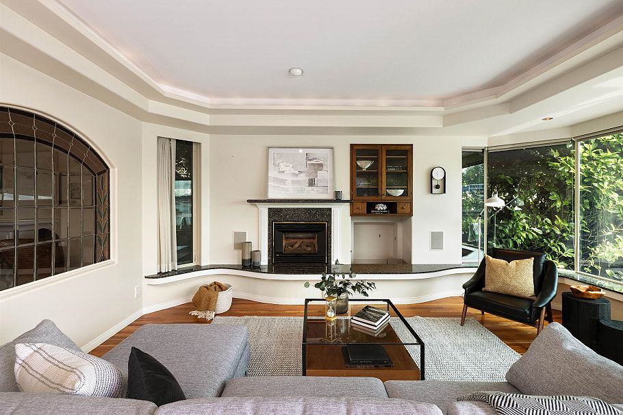 4625 Strathcona Road North Vancouver, BC - 25