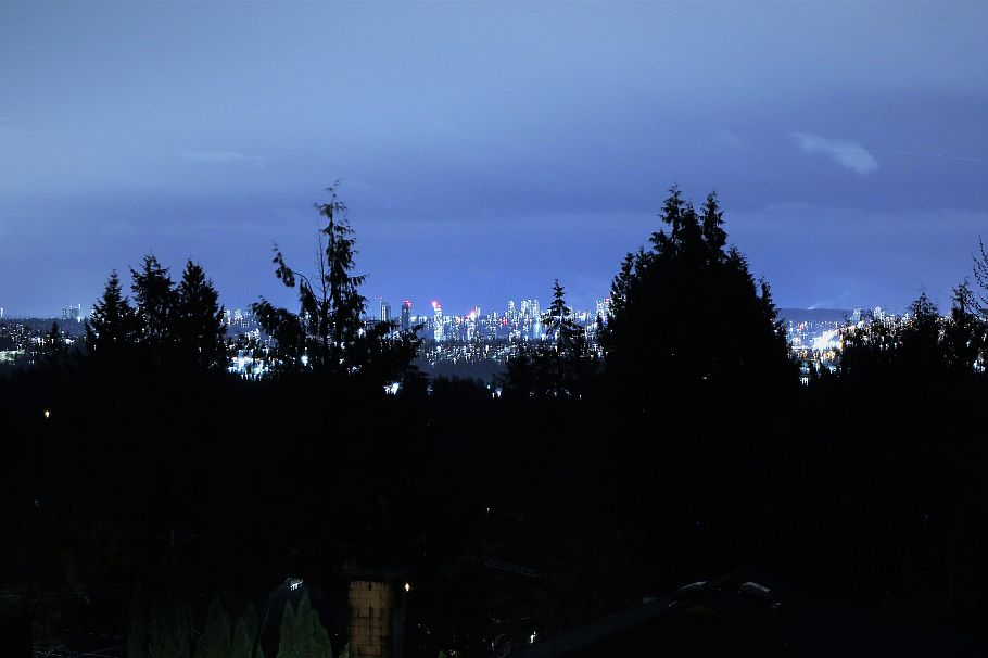 4365 Mountain Highway North Vancouver, BC - 20