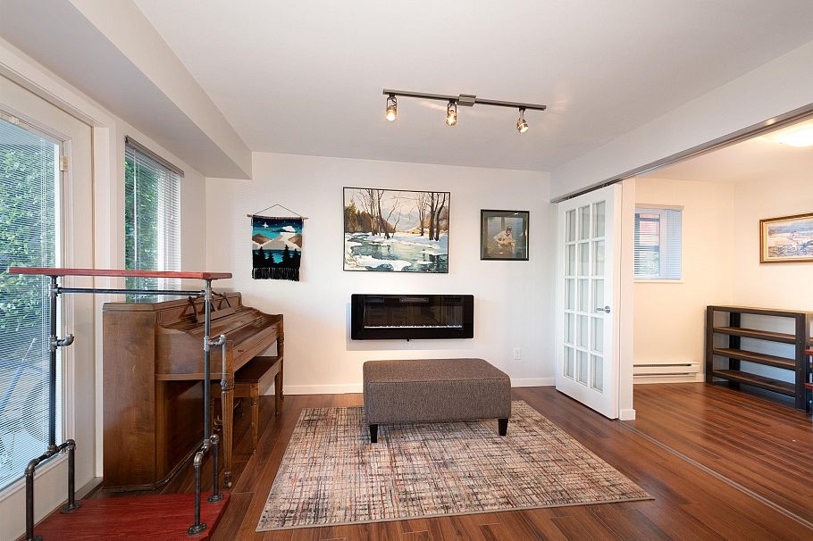 2341 Panorama Drive North Vancouver, BC - 26