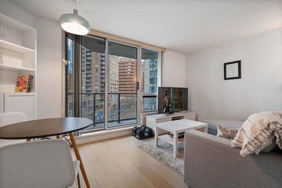 603 1212 Howe Street Vancouver, BC - 11