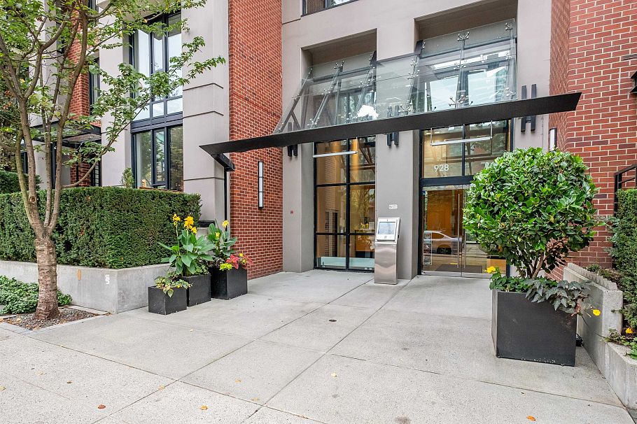 1110 928 Homer Street Vancouver, BC - 5