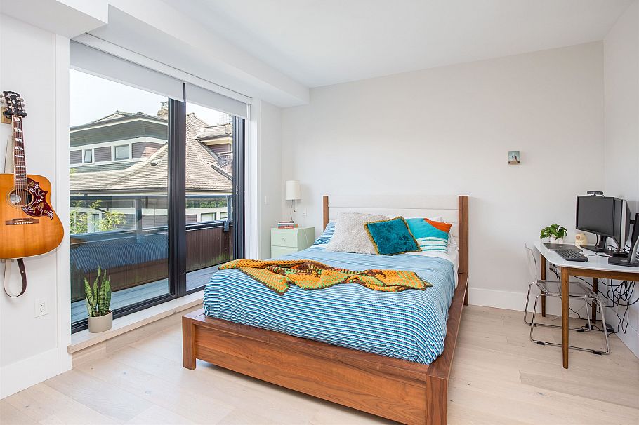 2 1152 Comox Street Vancouver, BC - 13