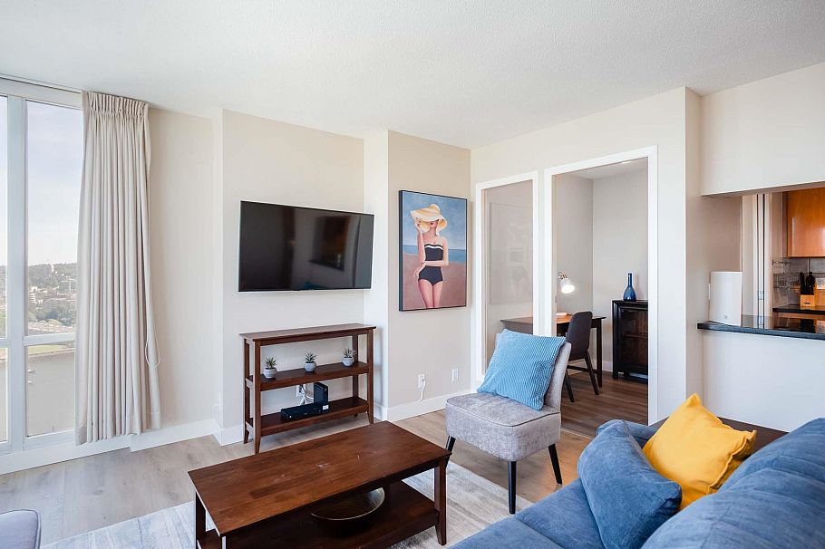 2907 193 Aquarius Mews Vancouver, BC - 6