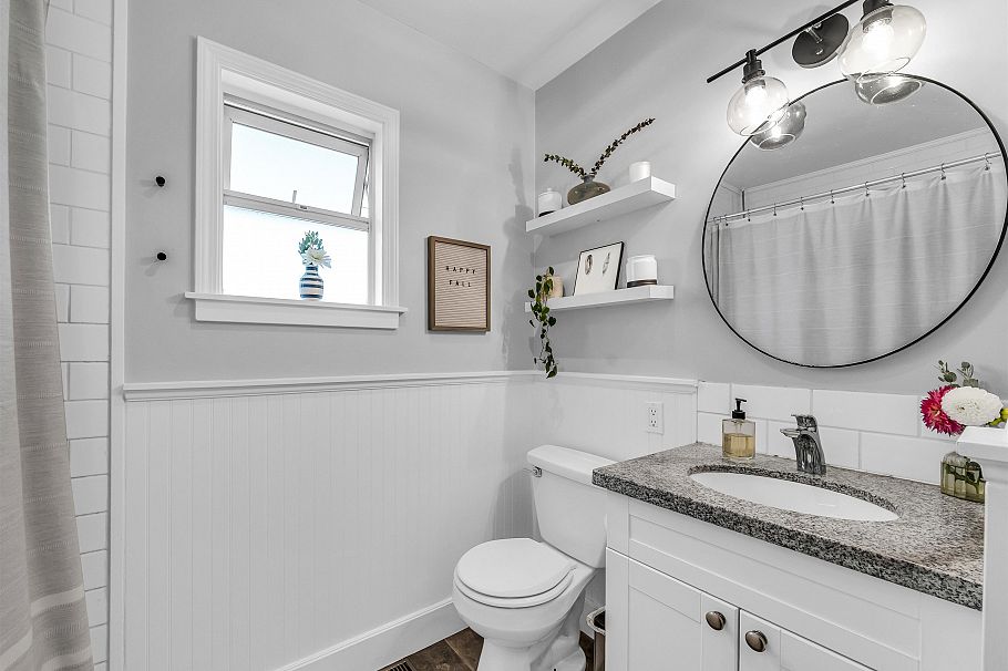 2690 Kitchener Street Vancouver, BC - 13