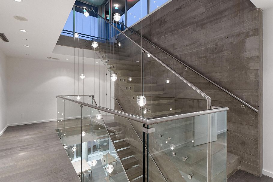 801 221 Union Street Vancouver, BC - 7