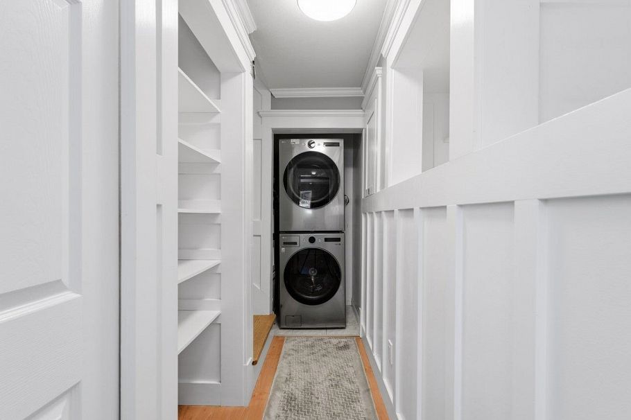 280 E 5th Street North Vancouver, BC - 26