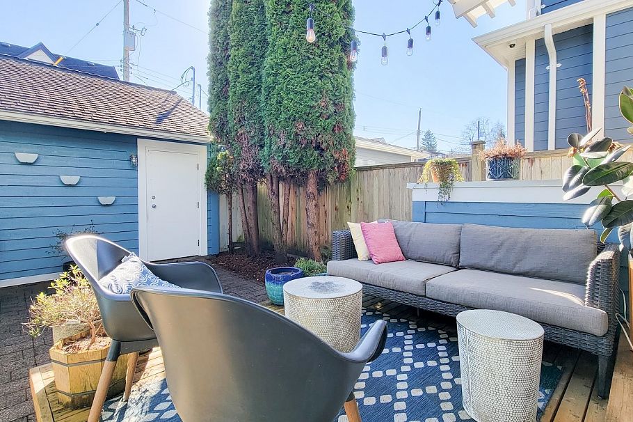 990 E 13th Avenue Vancouver, BC - 18