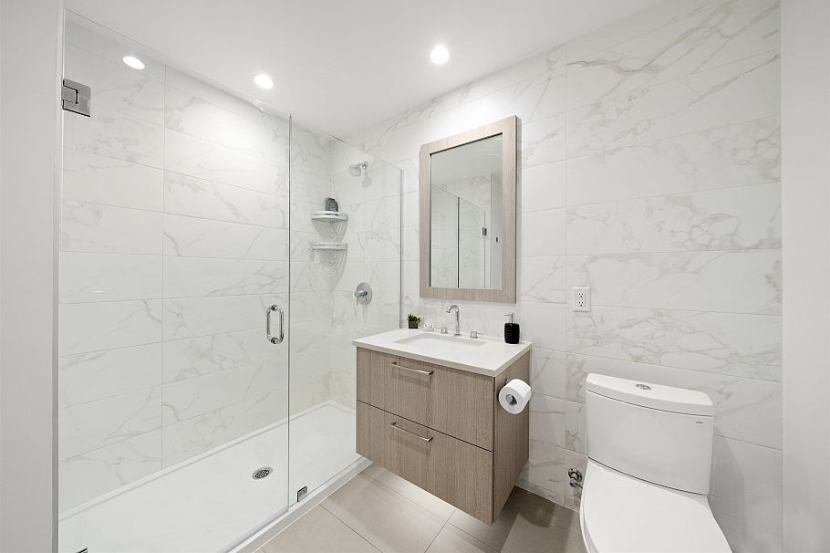 116 747 E 3rd Street North Vancouver, BC - 28