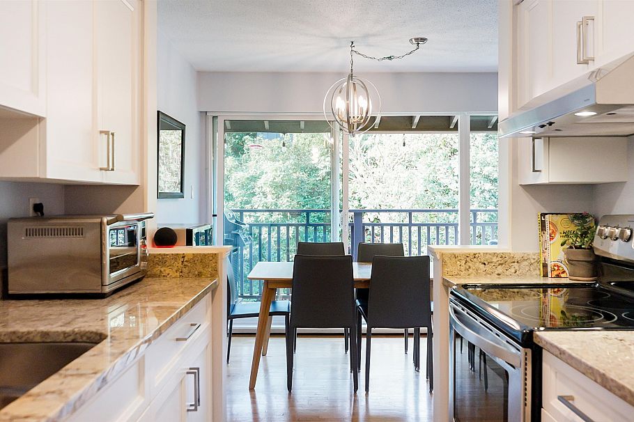 214 555 W 28th Street North Vancouver, BC - 8