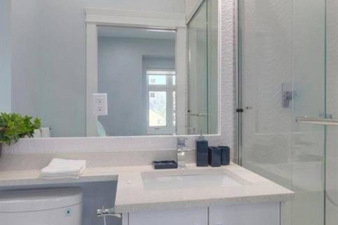 4666 Earles Street Vancouver, BC - 6