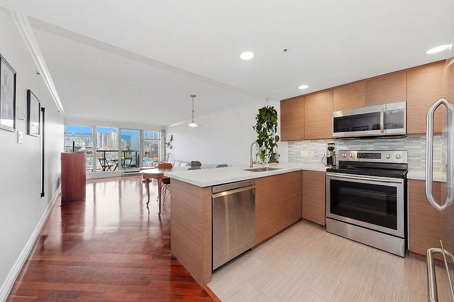 543 1515 W 2nd Avenue Vancouver, BC - 4