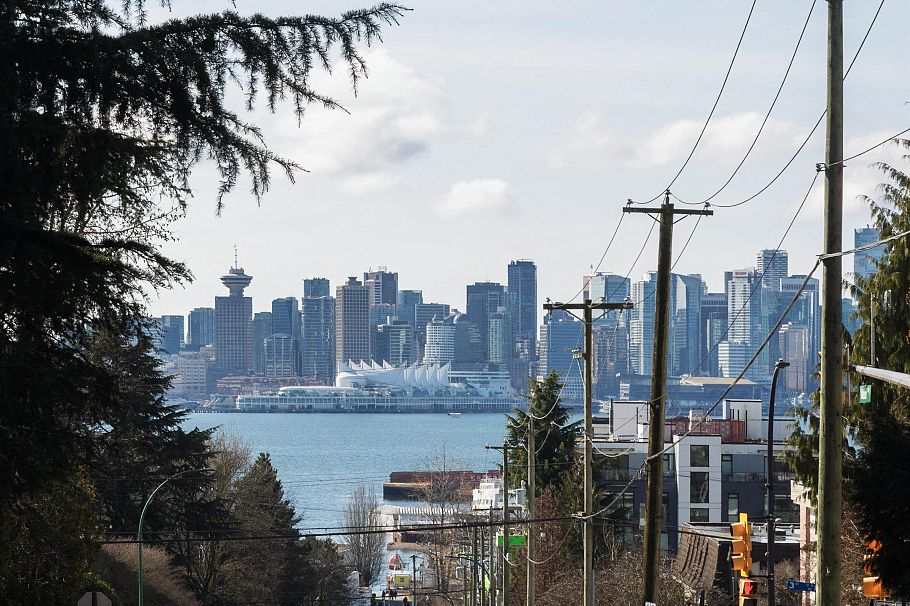 306 341 Mahon Avenue North Vancouver, BC - 17