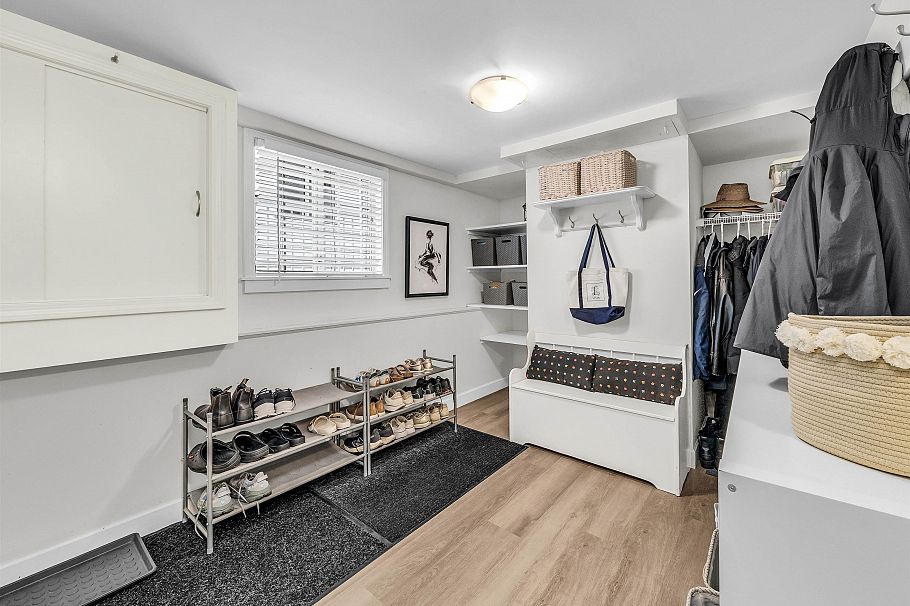 2690 Kitchener Street Vancouver, BC - 20