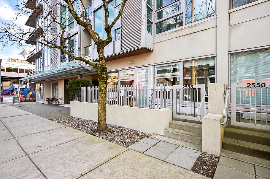 2538 Maple Street Vancouver, BC - 29