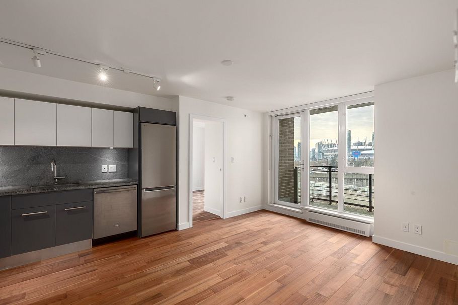 917 188 Keefer Street Vancouver, BC - 4