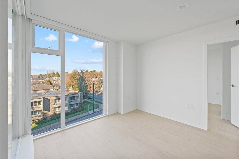 410 8138 Fraser Street Vancouver, BC - 15