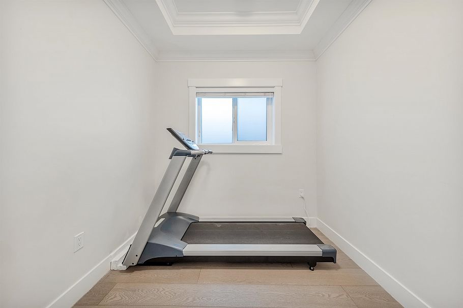 5887 Battison Street Vancouver, BC - 12