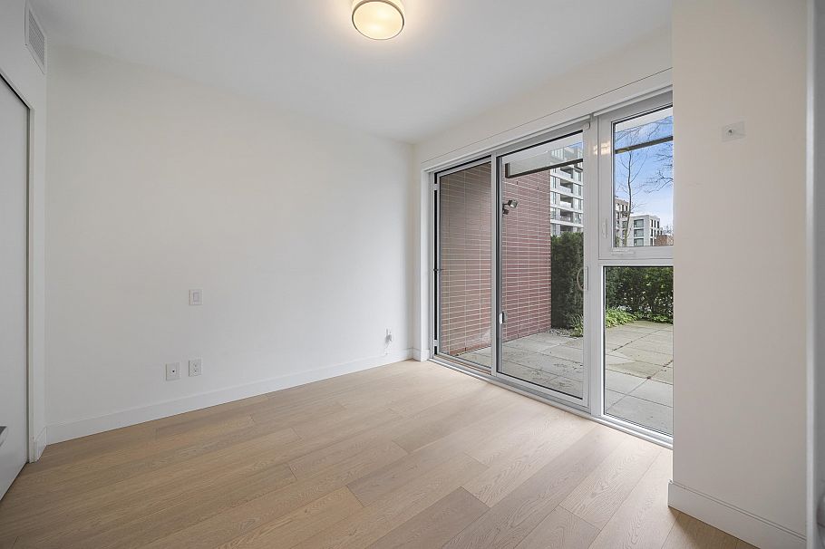 210 7128 Adera Street Vancouver, BC - 23