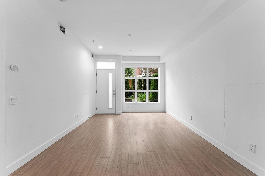 119 2060 Curling Road North Vancouver, BC - 5