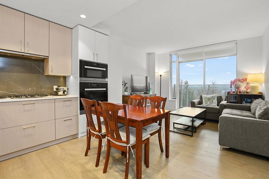 704 1675 Lions Gate Lane North Vancouver, BC - 5