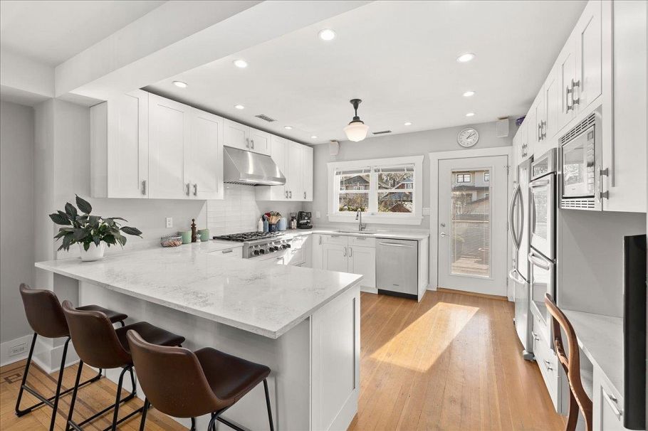 3440 W 26th Avenue Vancouver, BC - 8