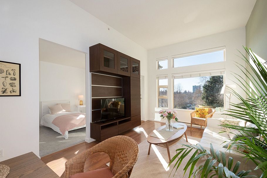 507 1677 Lloyd Avenue North Vancouver, BC - 12