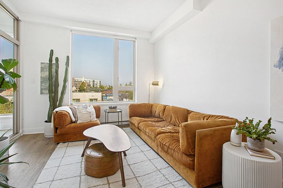 308 688 E 17th Avenue Vancouver, BC - 4