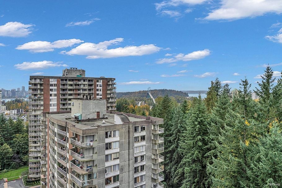 1602 2016 Fullerton Avenue North Vancouver, BC - 5