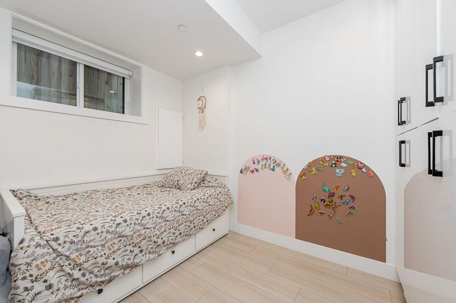 3896 Welwyn Street Vancouver, BC - 12