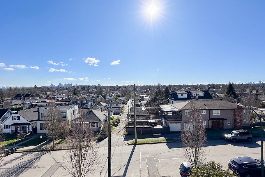 2723 Turner Street Vancouver, BC - 24