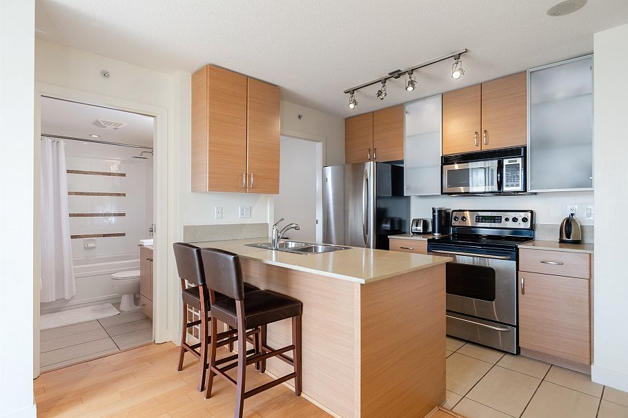 1110 928 Homer Street Vancouver, BC - 17