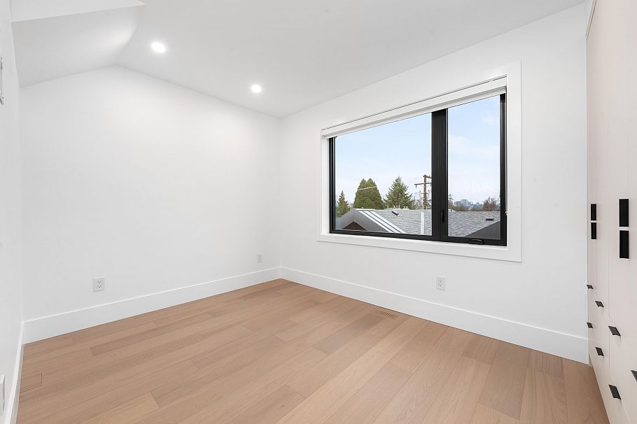 1 275 W 17th Avenue Vancouver, BC - 13