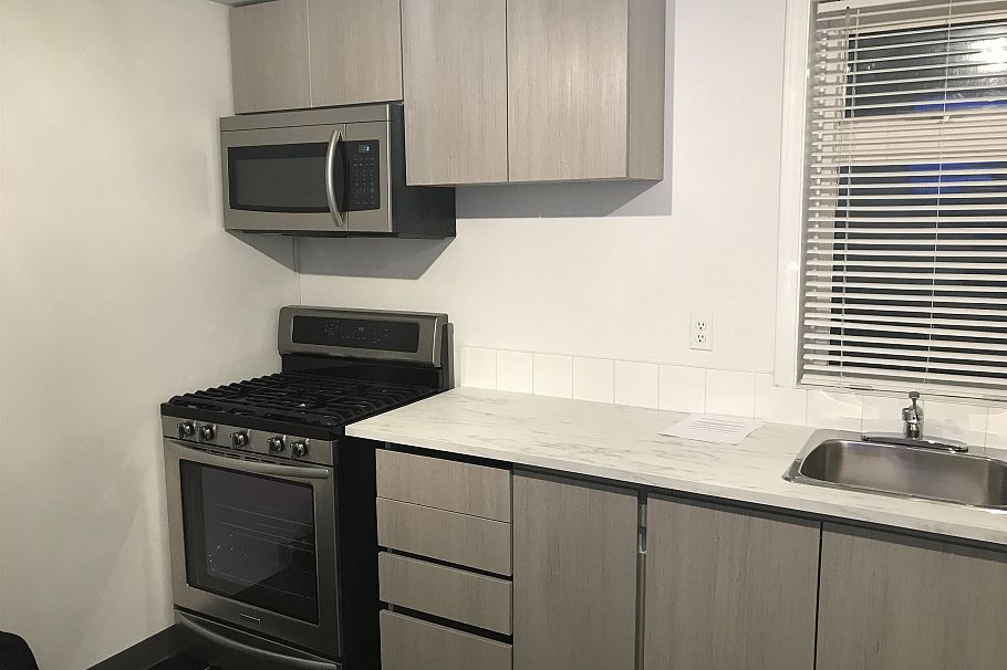 7 1517 COMOX STREET, Vancouver BC V6G 1P3 Vancouver, BC - 5