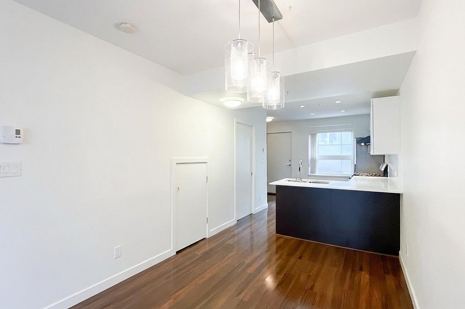 4888 Eldorado Mews Vancouver, BC - 7