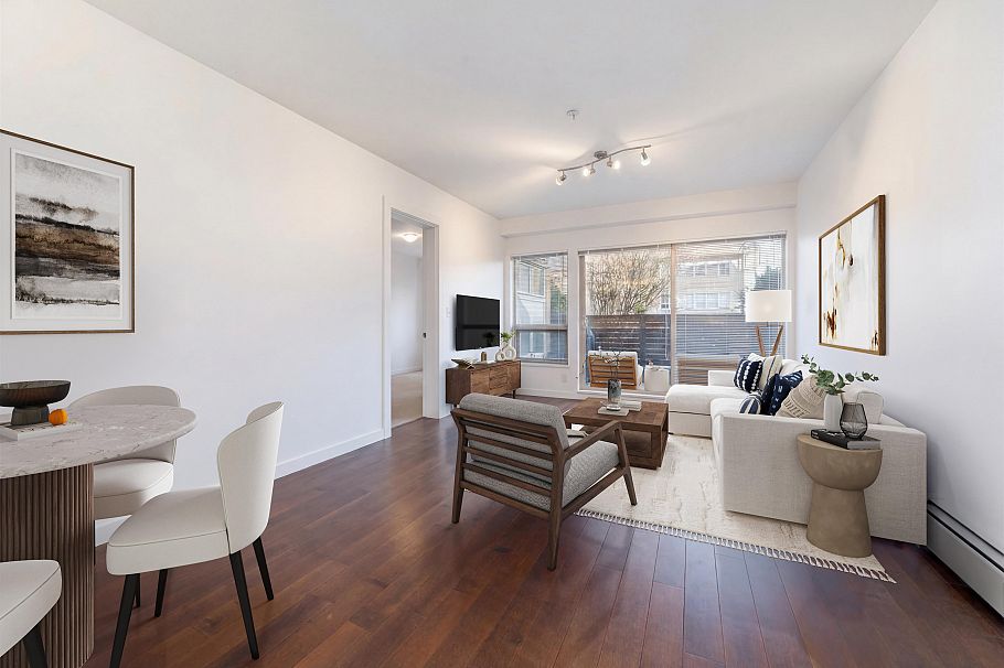 109 1033 St. Georges Avenue North Vancouver, BC - 2