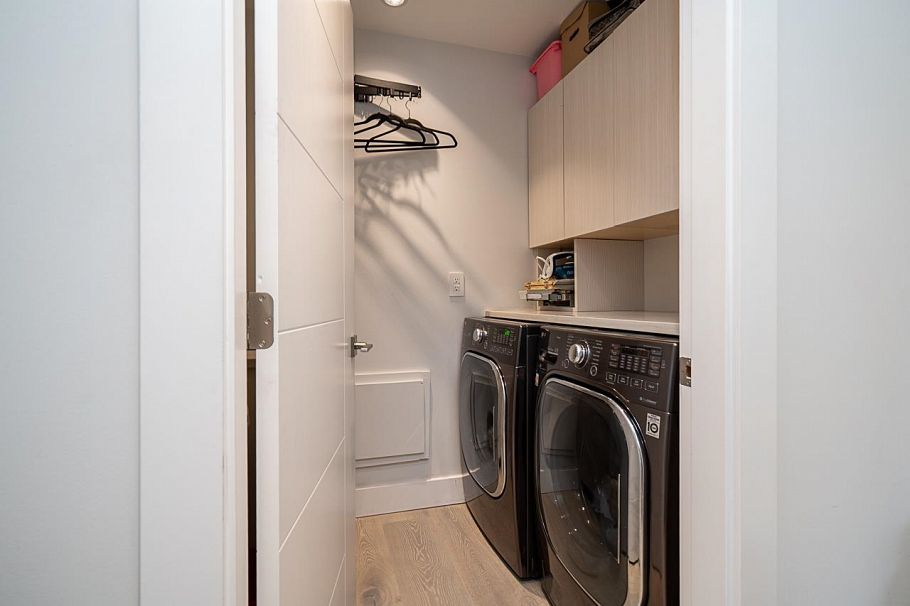 4365 Mountain Highway North Vancouver, BC - 26