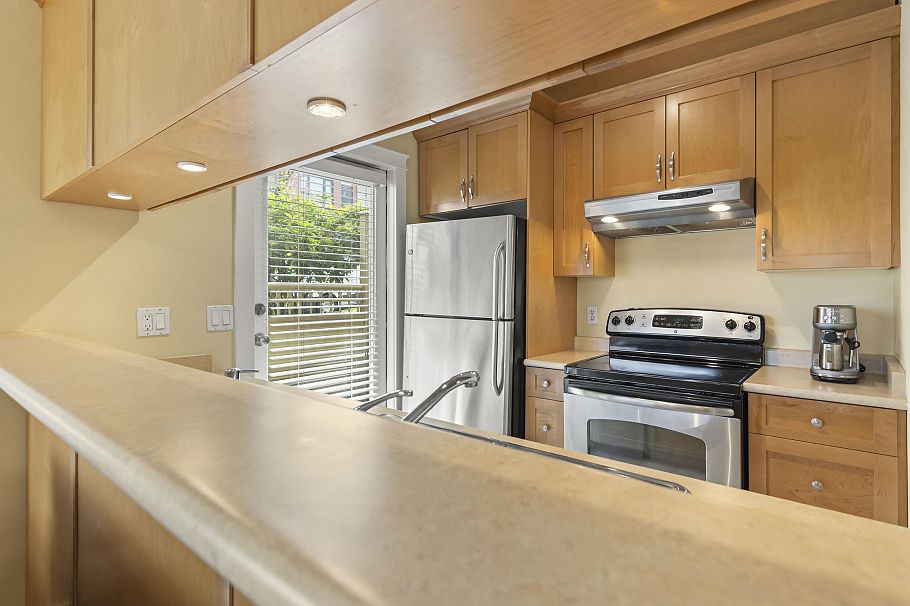 103 1100 W 7th Avenue Vancouver, BC - 18