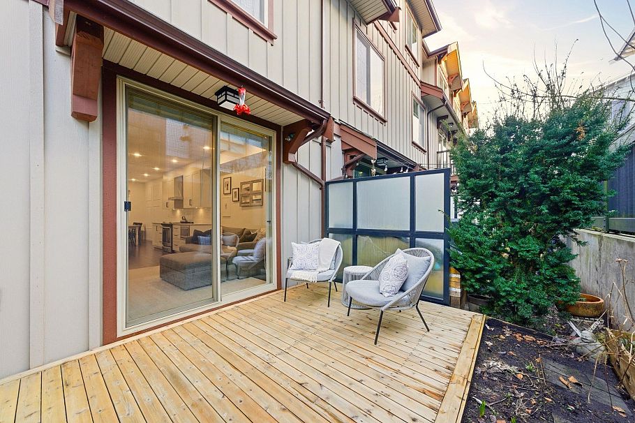 54 433 Seymour River Place North Vancouver, BC - 16