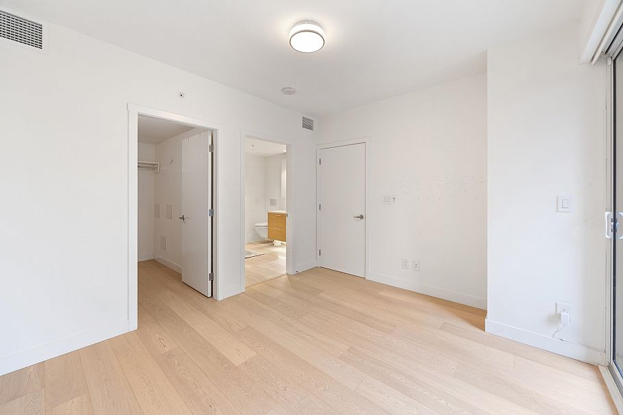 210 7128 Adera Street Vancouver, BC - 19