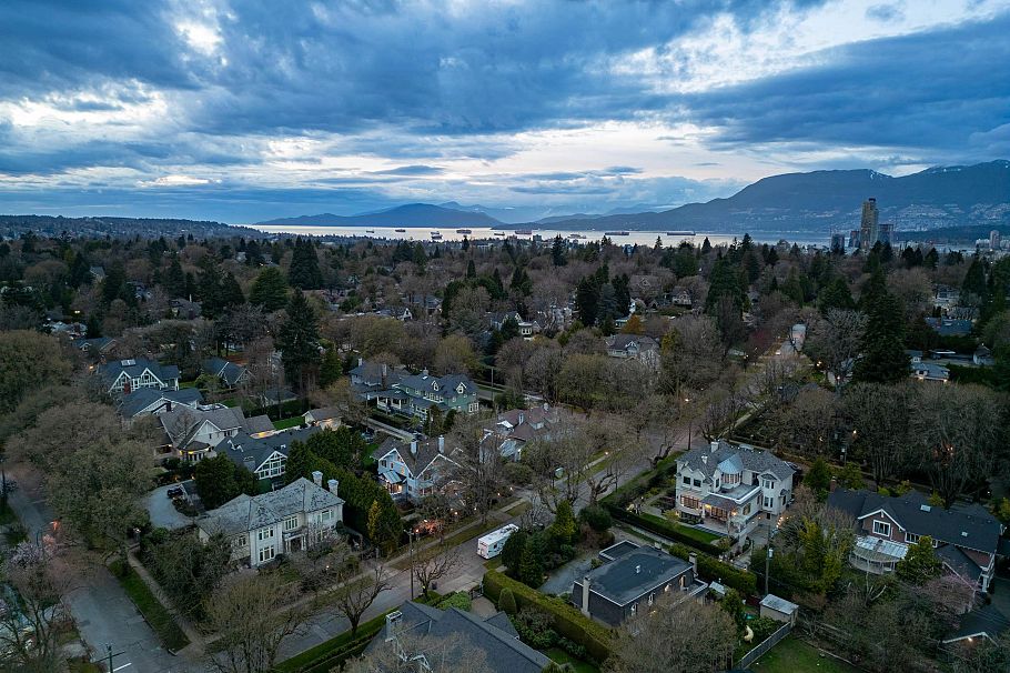 3835 Selkirk Street Vancouver, BC - 28