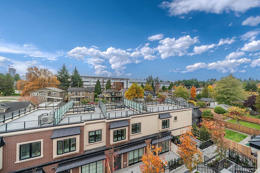 208 918 W 32nd Street Vancouver, BC - 36