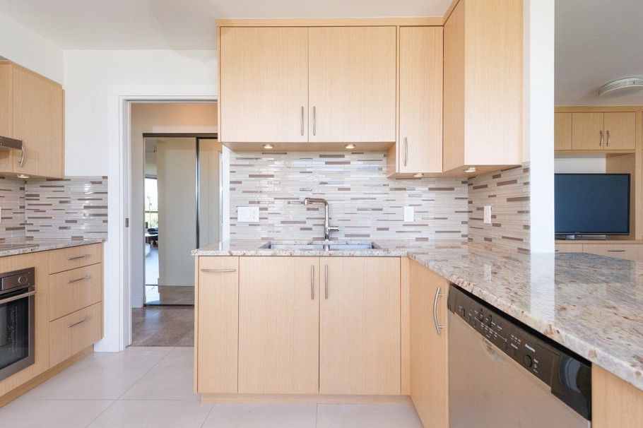 802 2108 W 38th Avenue Vancouver, BC - 13